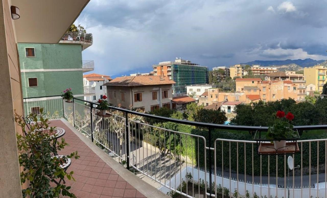 A Casa E' Mamma Lejlighed Sorrento Eksteriør billede