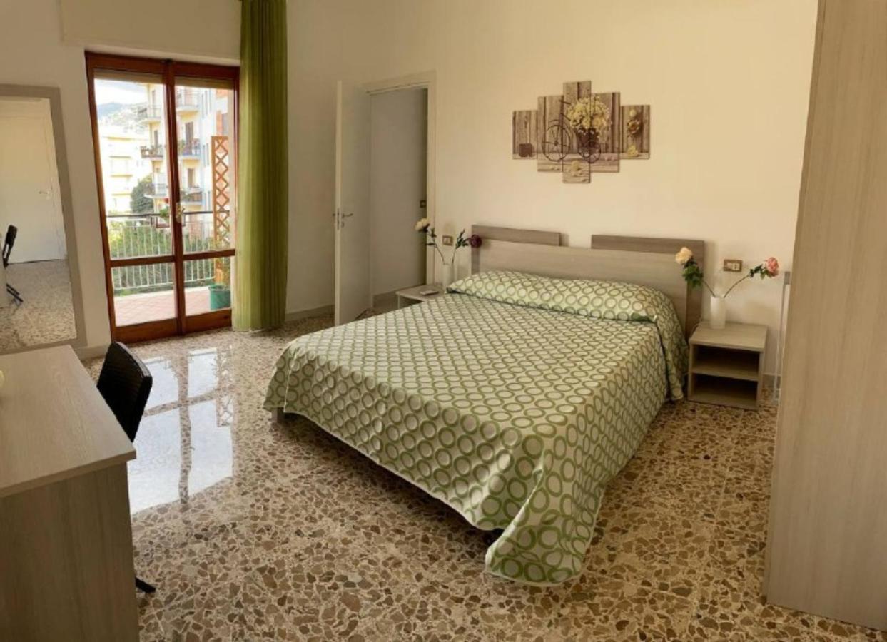 A Casa E' Mamma Lejlighed Sorrento Eksteriør billede